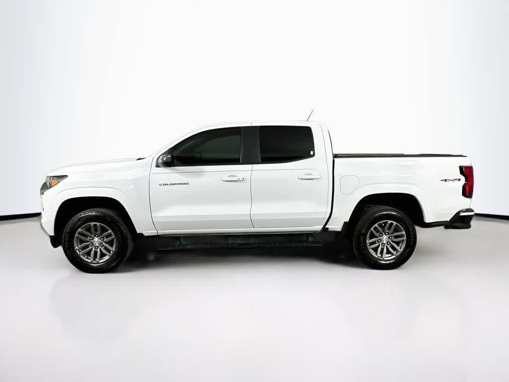 Thumbnail: 2023 Chevrolet Colorado - 3