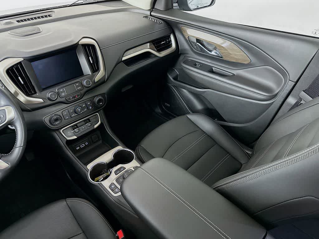2022 GMC Terrain Denali 11