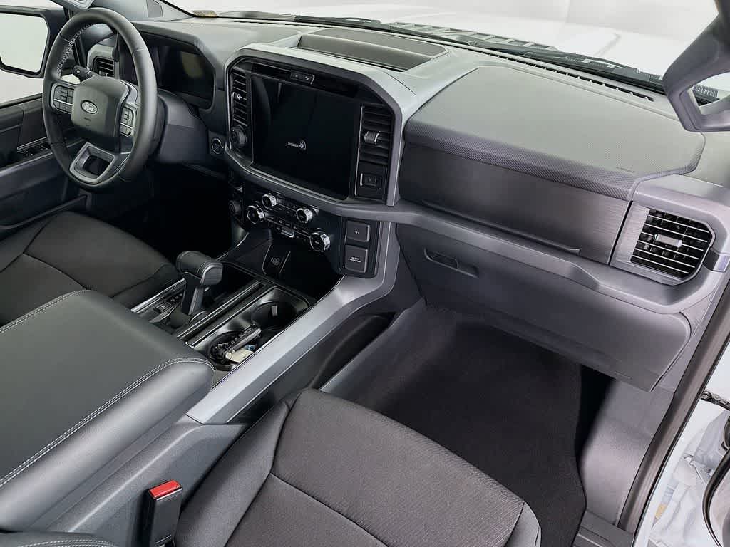 Thumbnail: 2025 Ford F-150 - 32