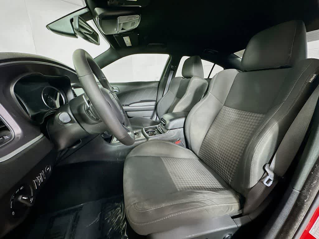 Thumbnail: 2019 Dodge Charger - 12