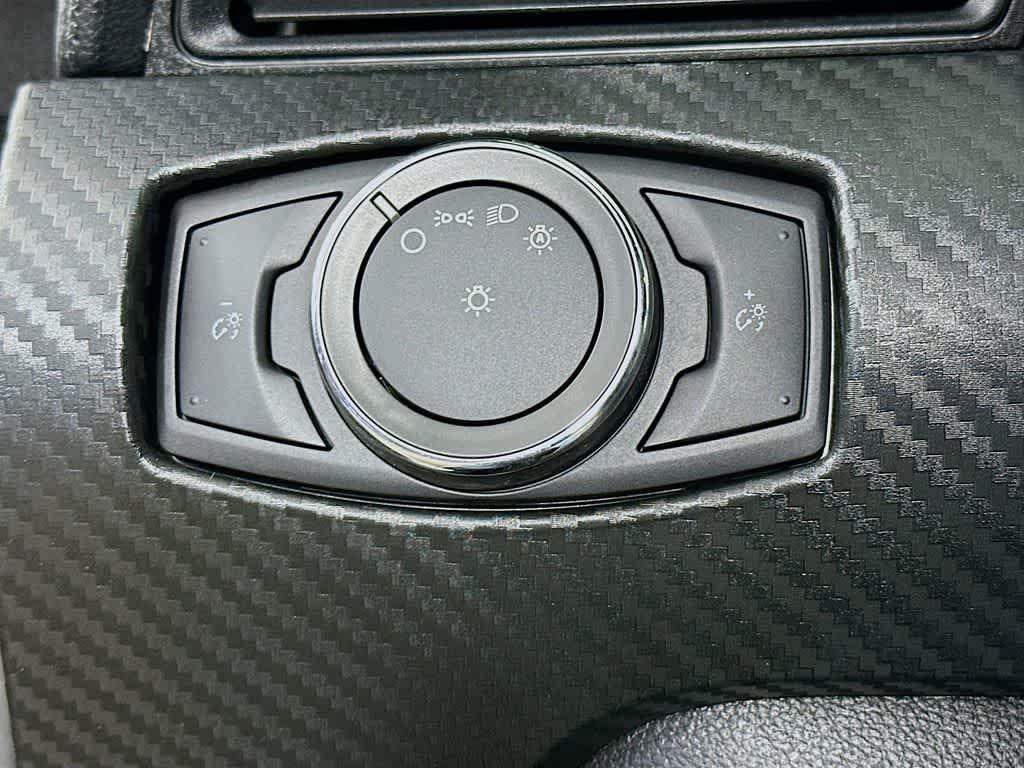 Thumbnail: 2017 Ford Mustang - 25