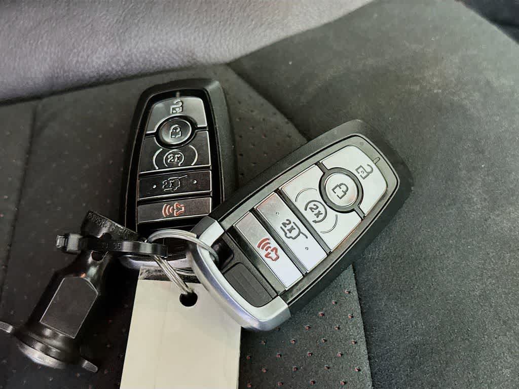 Thumbnail: 2019 Ford Explorer - 22