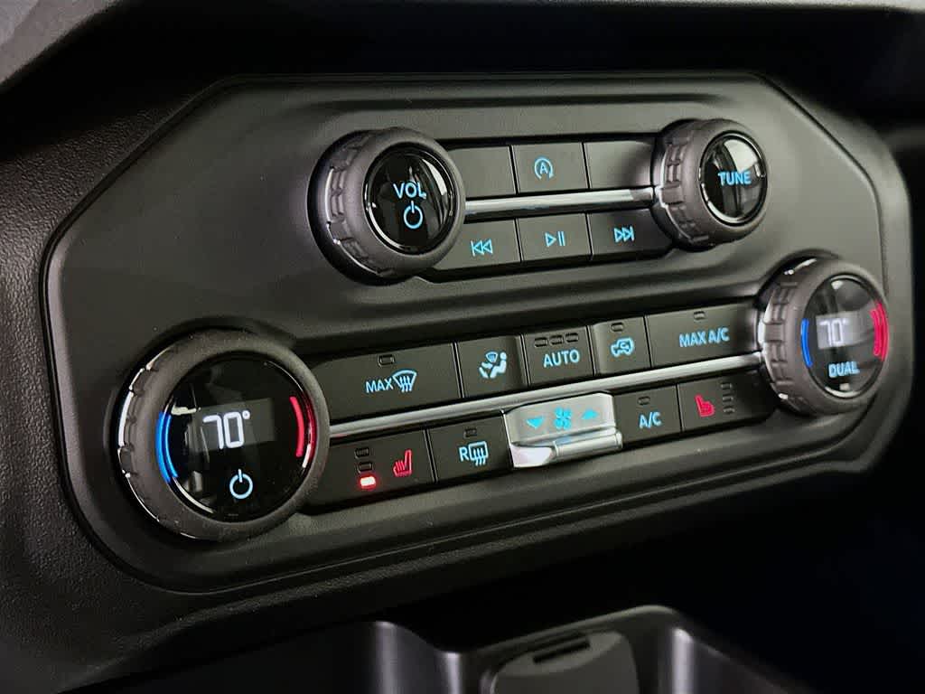 Thumbnail: 2025 Ford Bronco - 18