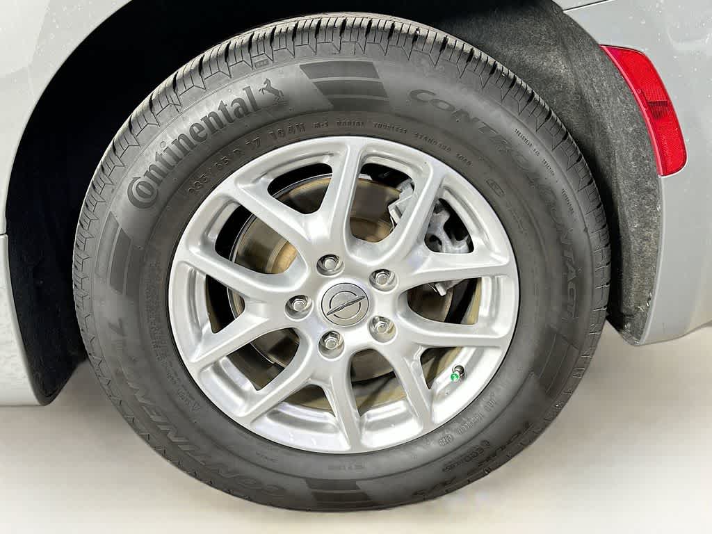 Thumbnail: 2022 Chrysler Pacifica - 7