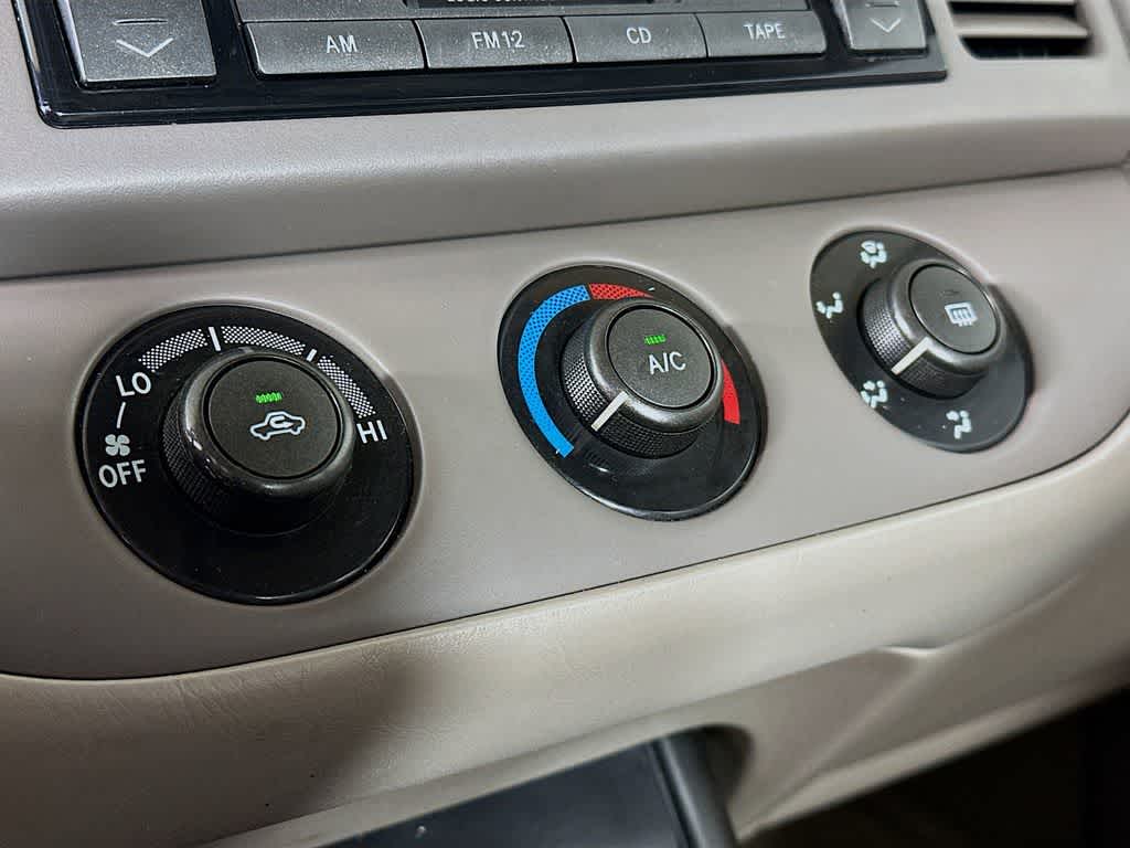 Thumbnail: 2003 Toyota Camry - 17