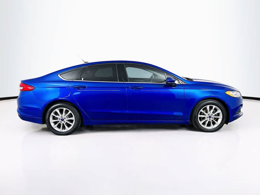 Thumbnail: 2017 Ford Fusion - 25