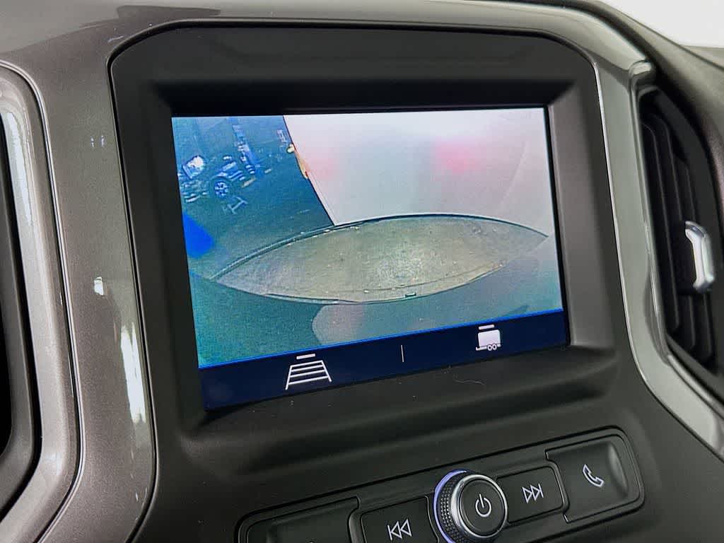 Thumbnail: 2022 Chevrolet Silverado 1500 - 26