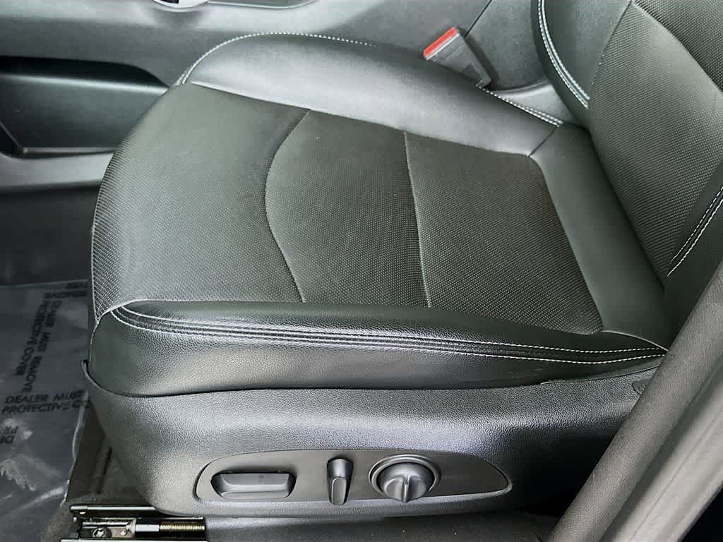 Thumbnail: 2023 GMC Terrain - 28