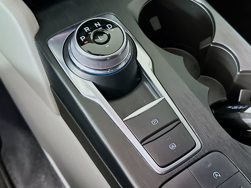 Thumbnail: 2024 Ford Escape - 19