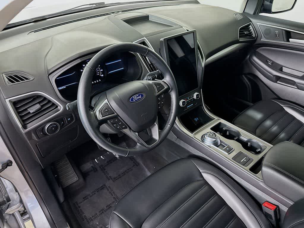 Thumbnail: 2024 Ford Edge - 2