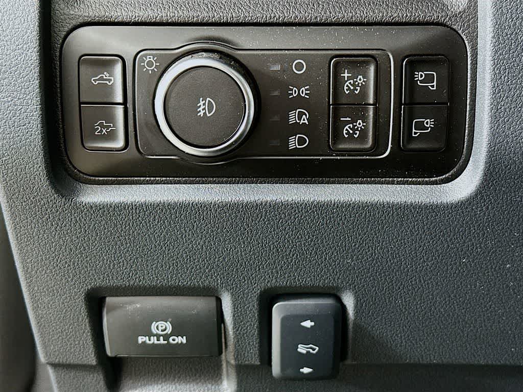 Thumbnail: 2025 Ford F-250 - 27