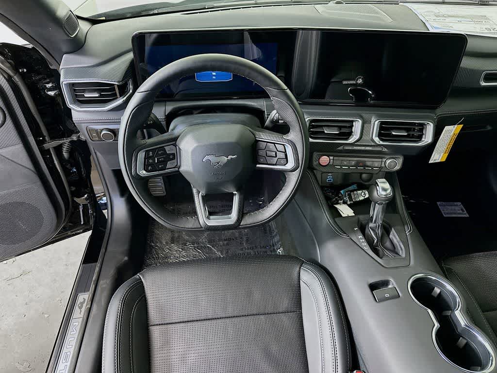 Thumbnail: 2025 Ford Mustang - 10