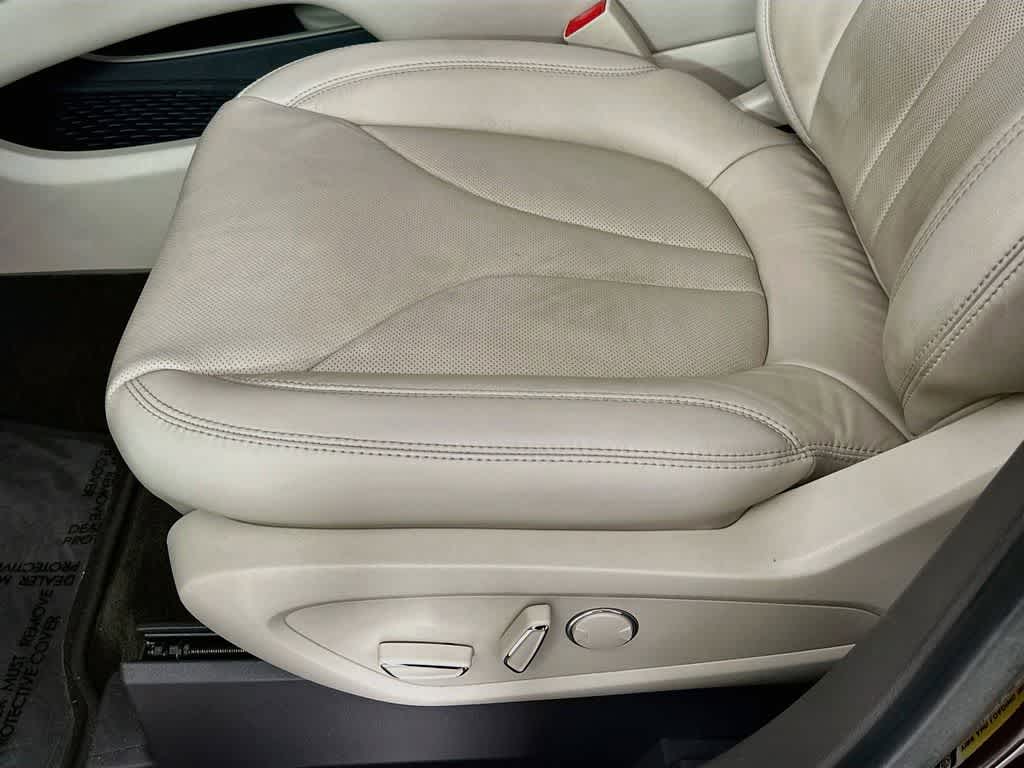 Thumbnail: 2017 Lincoln MKX - 31