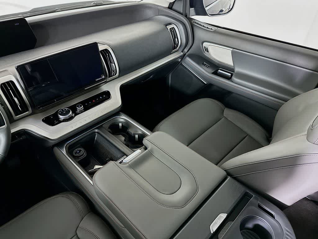 Thumbnail: 2025 Ford Expedition - 11