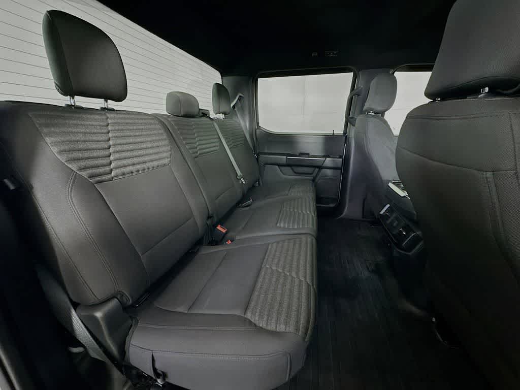 Thumbnail: 2022 Ford F-150 - 32