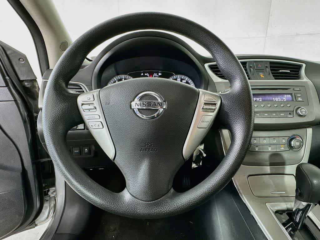 Thumbnail: 2014 Nissan Sentra - 15