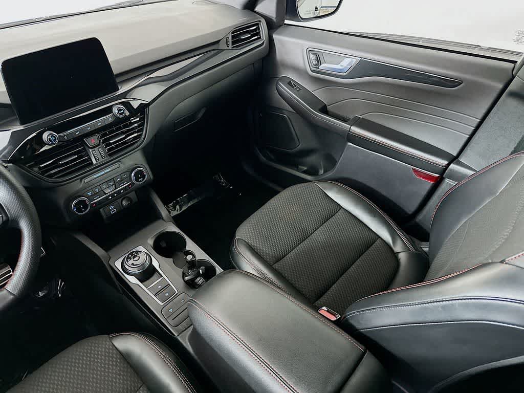 Thumbnail: 2023 Ford Escape - 11