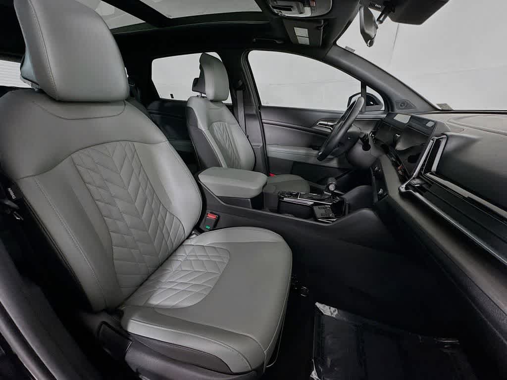 Thumbnail: 2023 Kia Sportage - 15