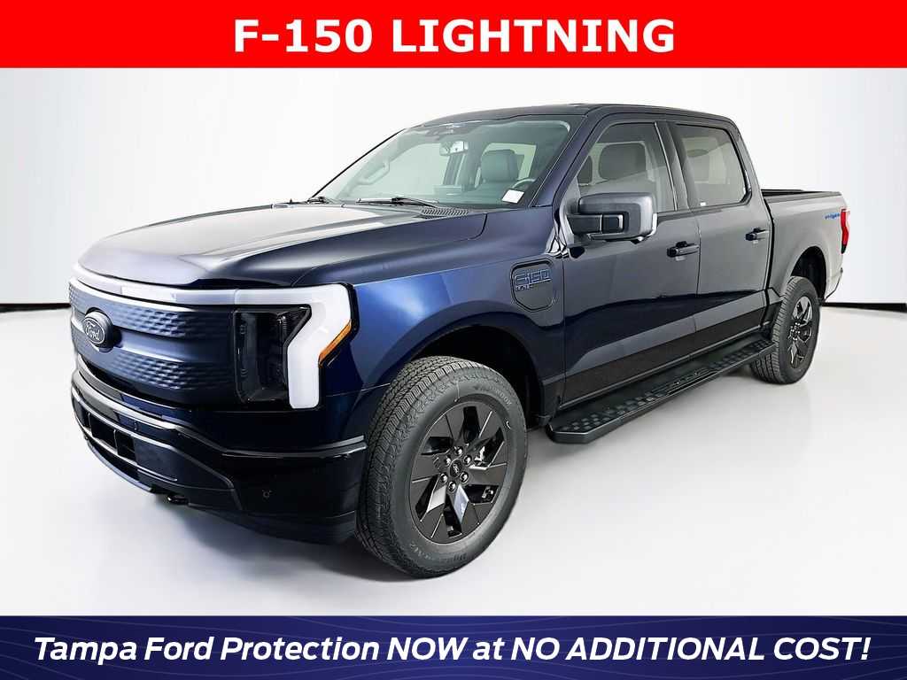 2025 Ford F-150 Lightning Flash's photo