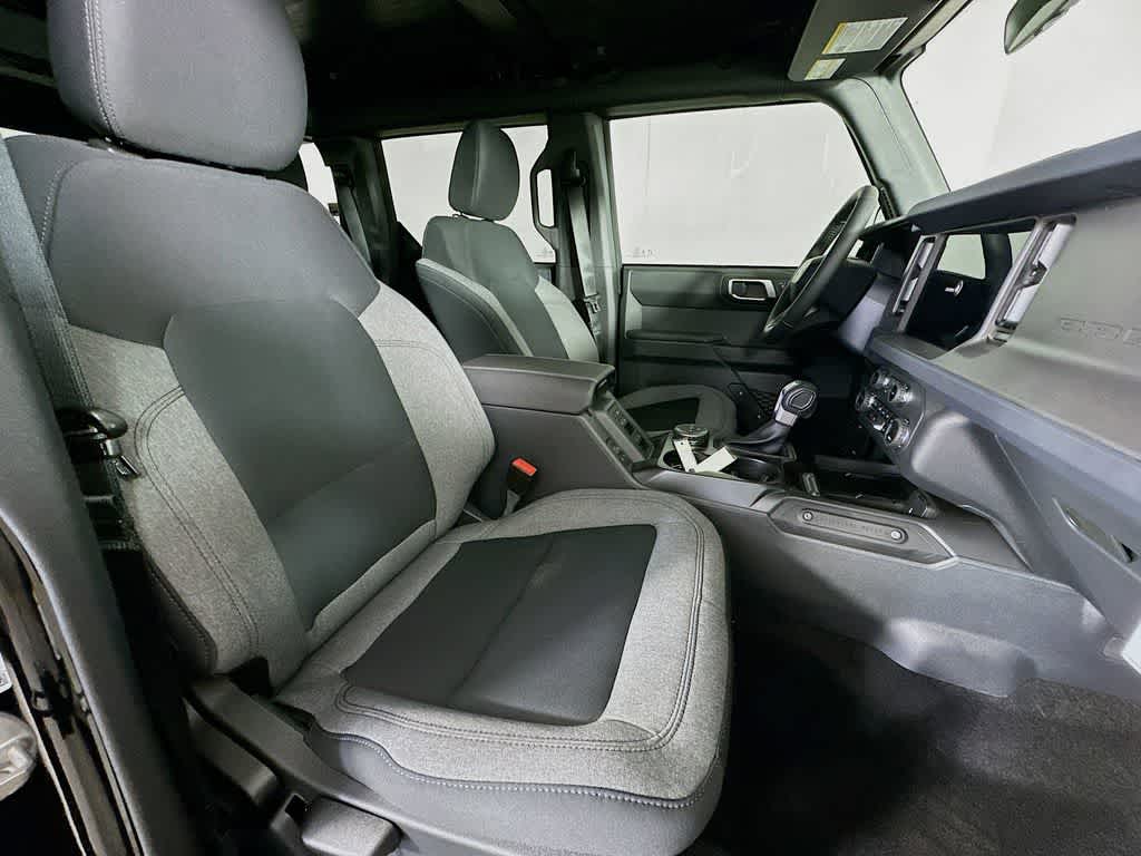 Thumbnail: 2025 Ford Bronco - 15