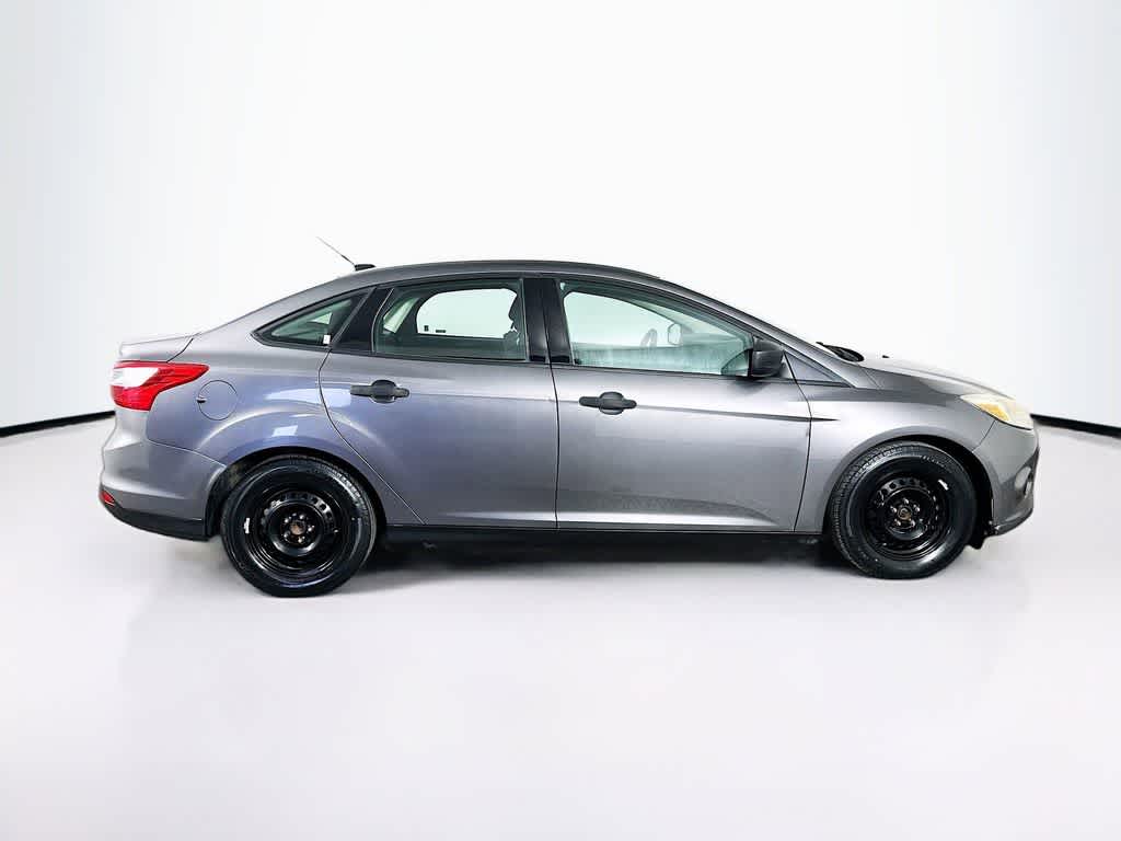 Thumbnail: 2013 Ford Focus - 25