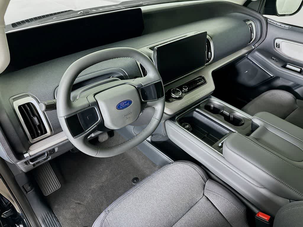 Thumbnail: 2026 Ford Expedition - 2