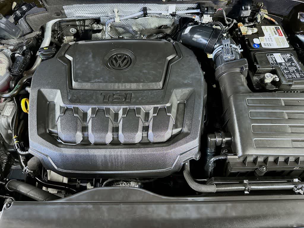 Thumbnail: 2022 Volkswagen Tiguan - 9