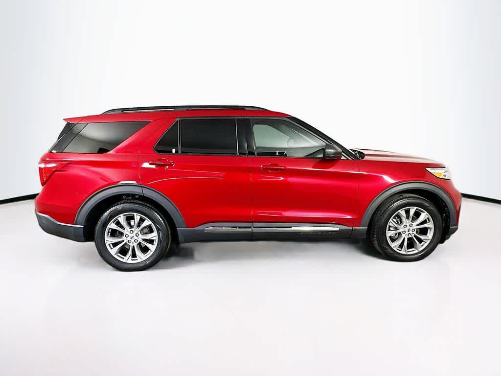 Thumbnail: 2022 Ford Explorer - 26