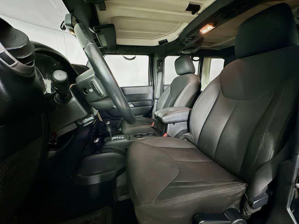 Thumbnail: 2014 Jeep Wrangler - 11