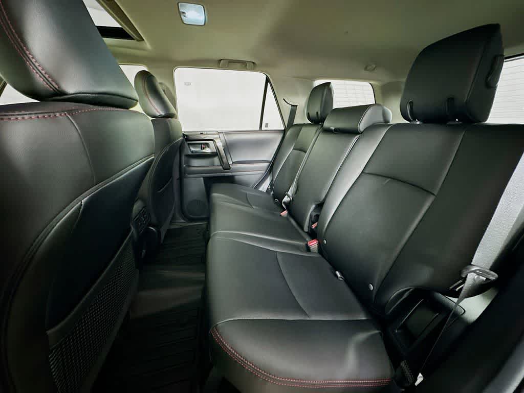 2024 Toyota 4Runner TRD Off Road 13