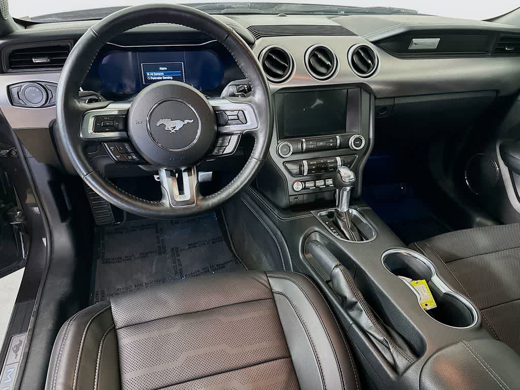 Thumbnail: 2022 Ford Mustang - 9