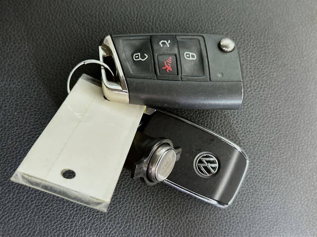 2023 Volkswagen Tiguan S 21