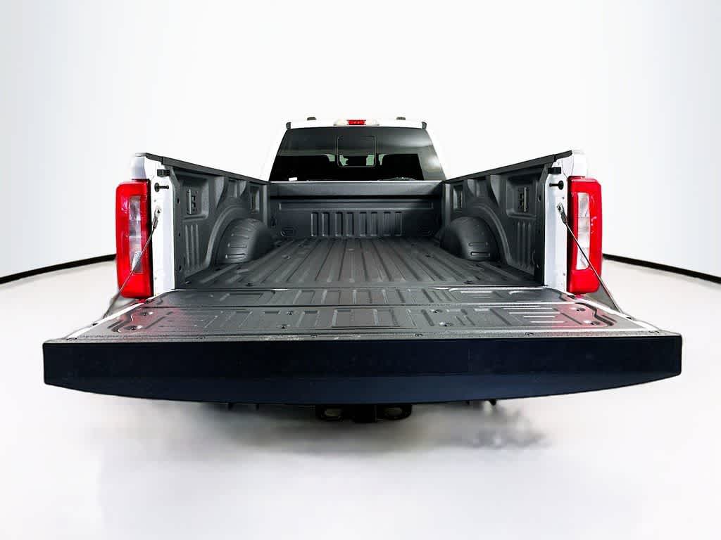 Thumbnail: 2025 Ford F-250 - 20