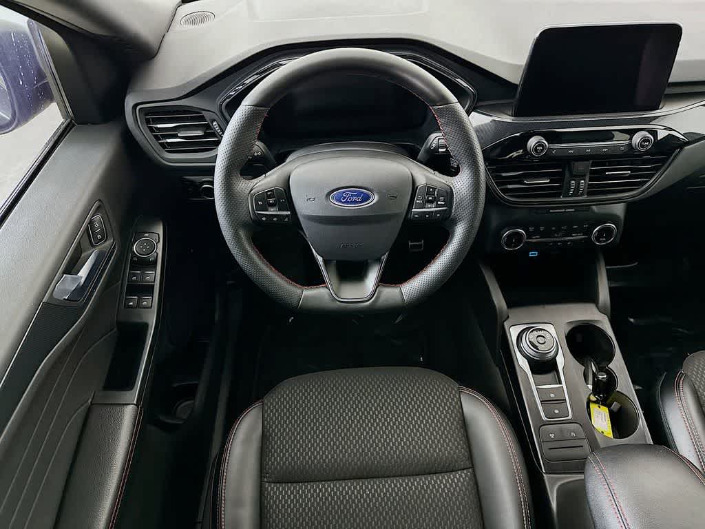 Thumbnail: 2023 Ford Escape - 10