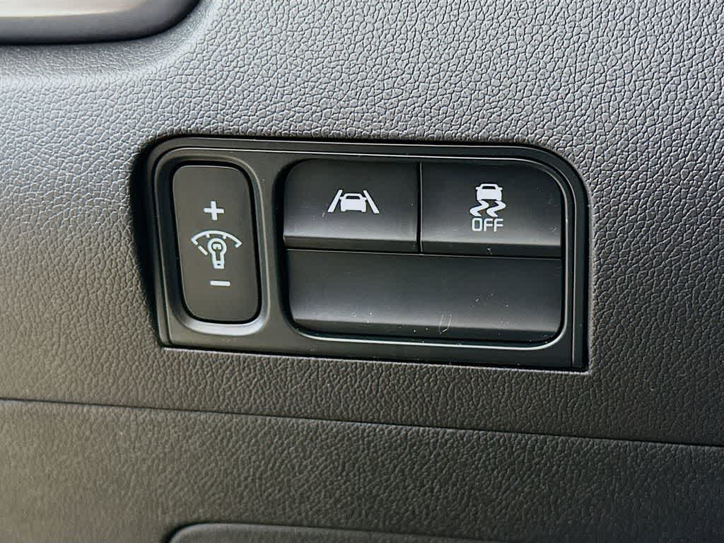 Thumbnail: 2022 Kia Sorento - 27