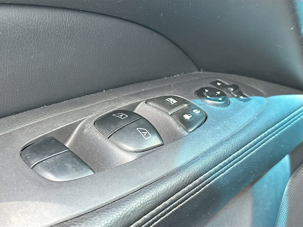Thumbnail: 2014 Nissan Pathfinder - 28