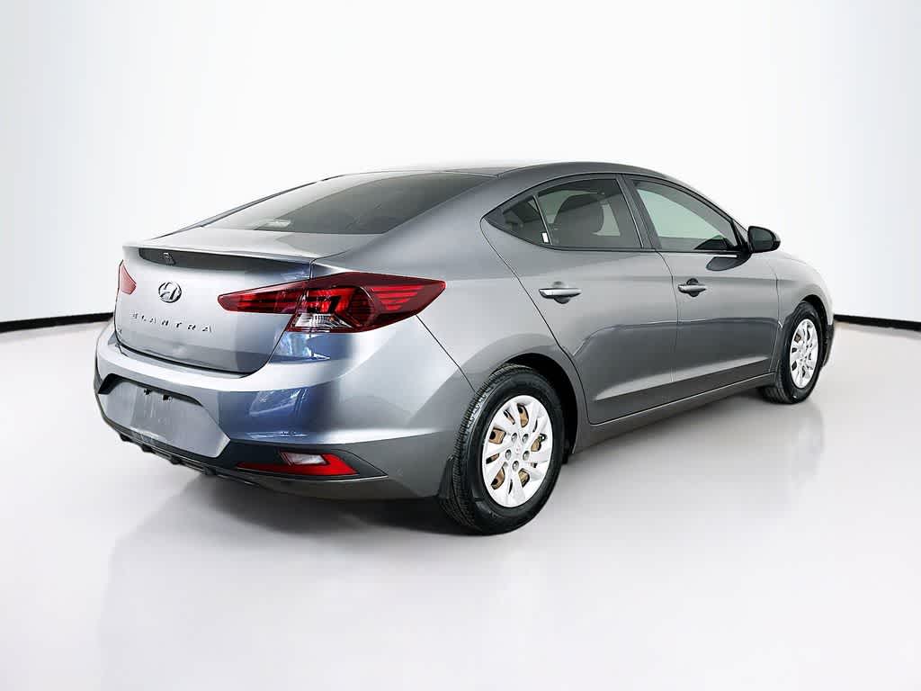 Thumbnail: 2020 Hyundai Elantra - 24