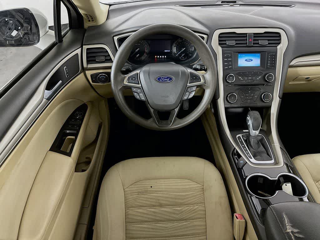 Thumbnail: 2016 Ford Fusion - 10
