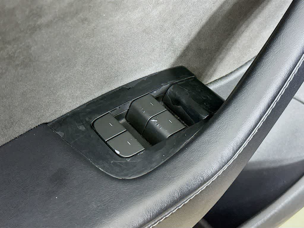 Thumbnail: 2023 Tesla Model 3 - 28