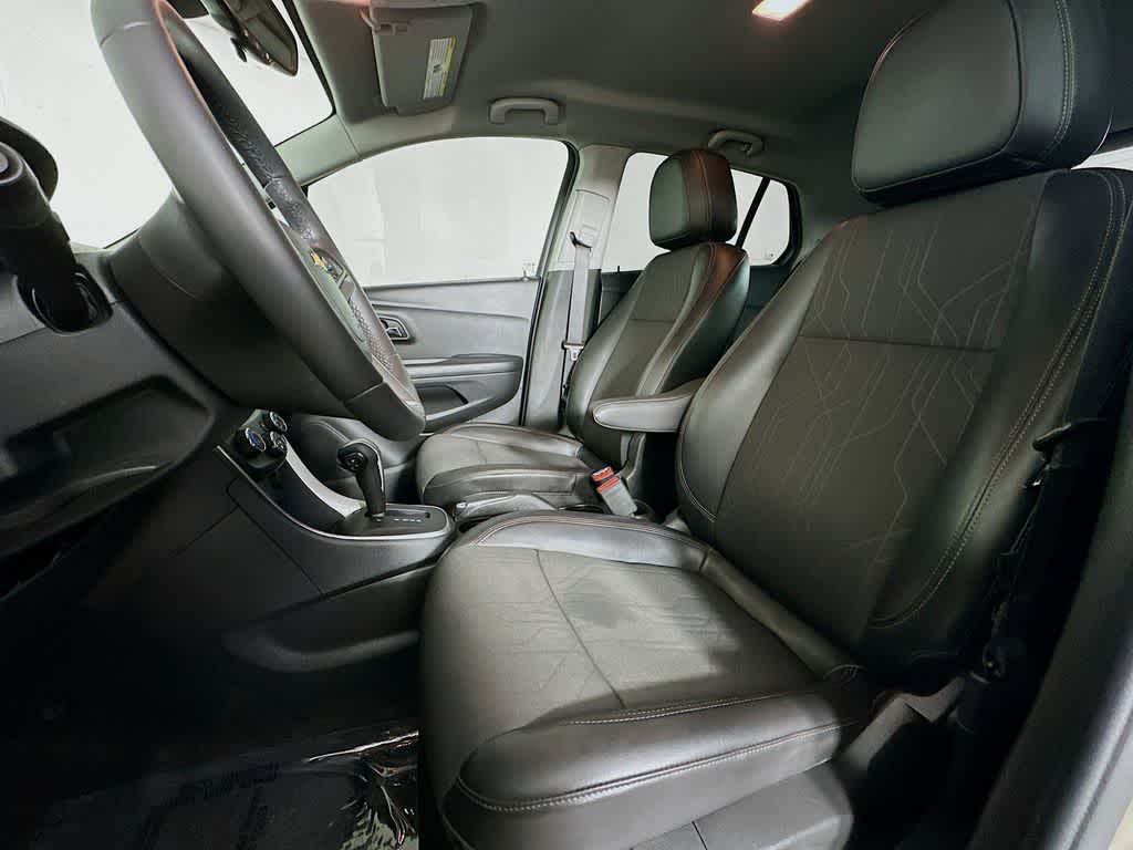 Thumbnail: 2021 Chevrolet Trax - 12