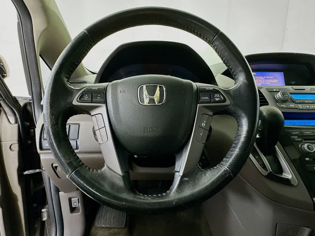 Thumbnail: 2013 Honda Odyssey - 16
