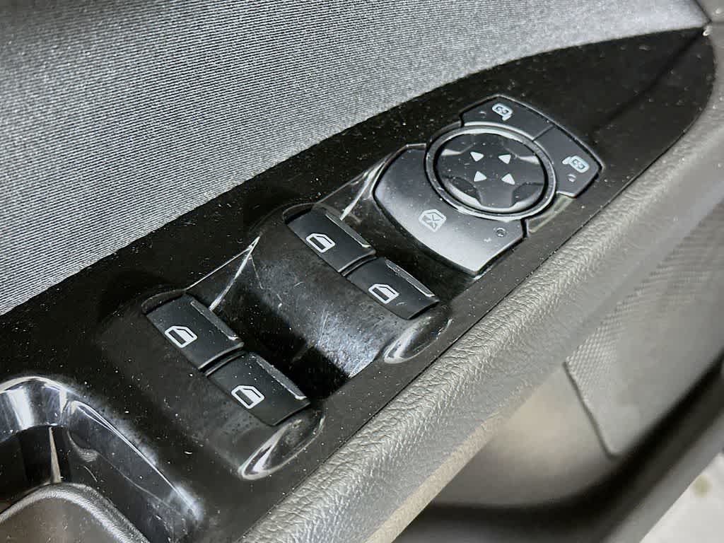 Thumbnail: 2014 Ford Fusion - 28