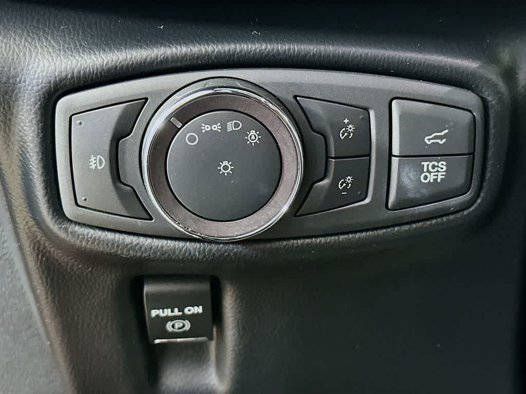 Thumbnail: 2019 Lincoln Nautilus - 27