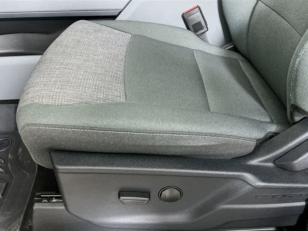 Thumbnail: 2023 Ford F-150 - 31