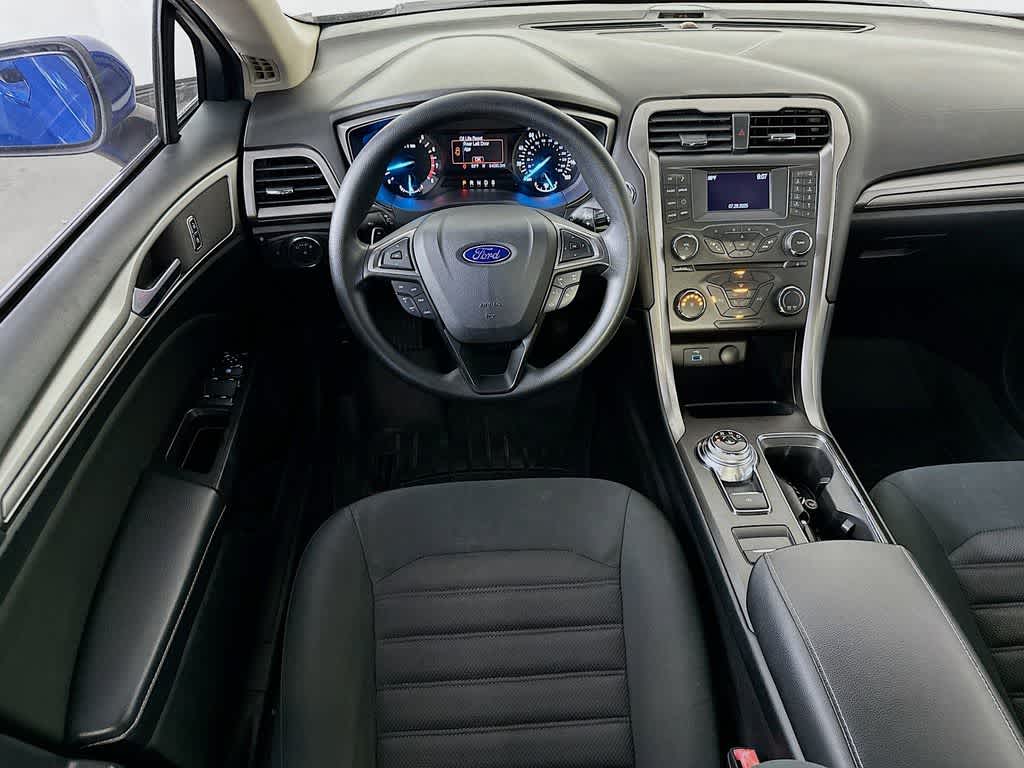 Thumbnail: 2017 Ford Fusion - 10