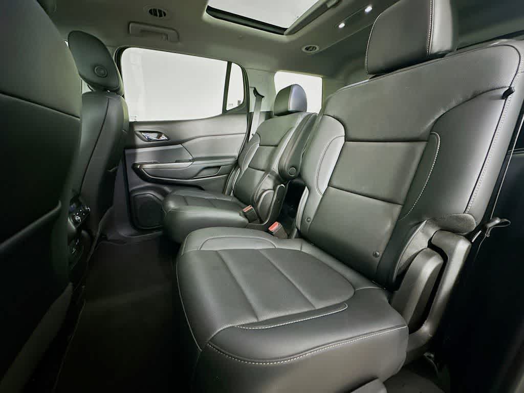Thumbnail: 2022 GMC Acadia - 14