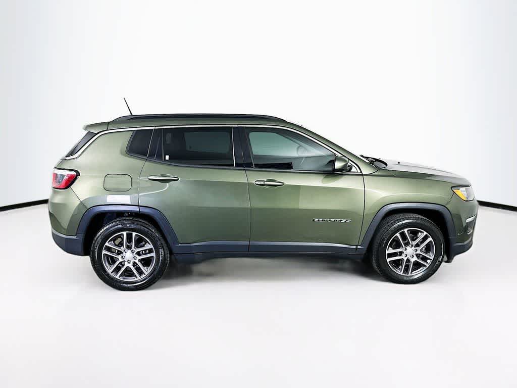 Thumbnail: 2020 Jeep Compass - 26