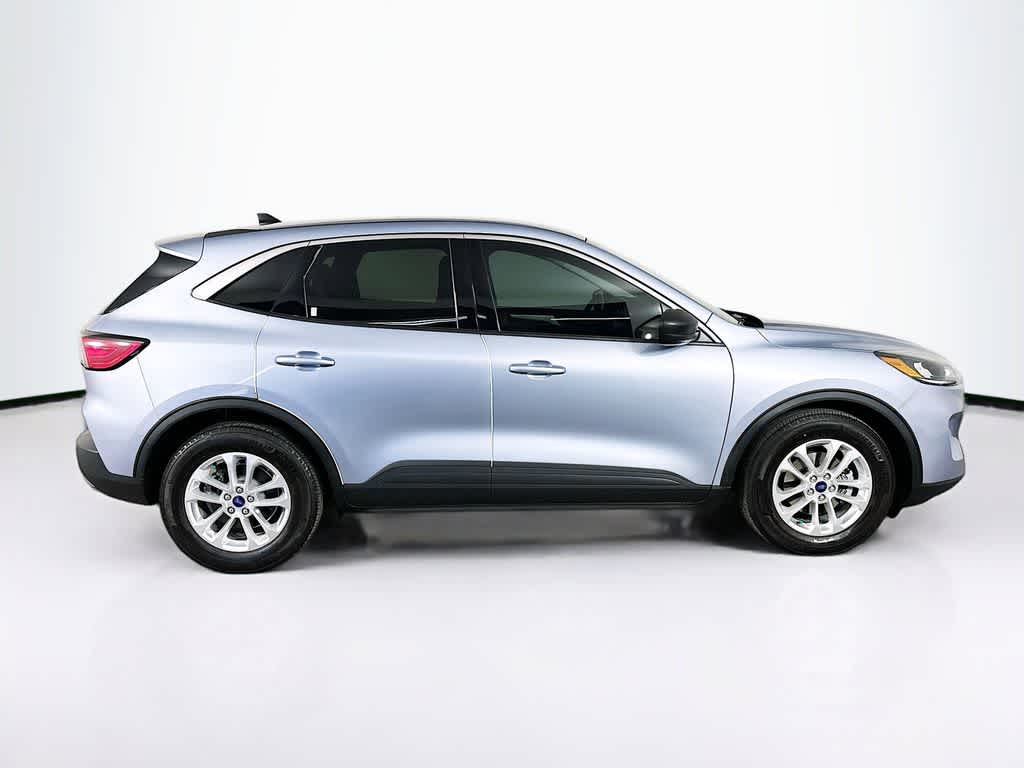 Thumbnail: 2022 Ford Escape - 26