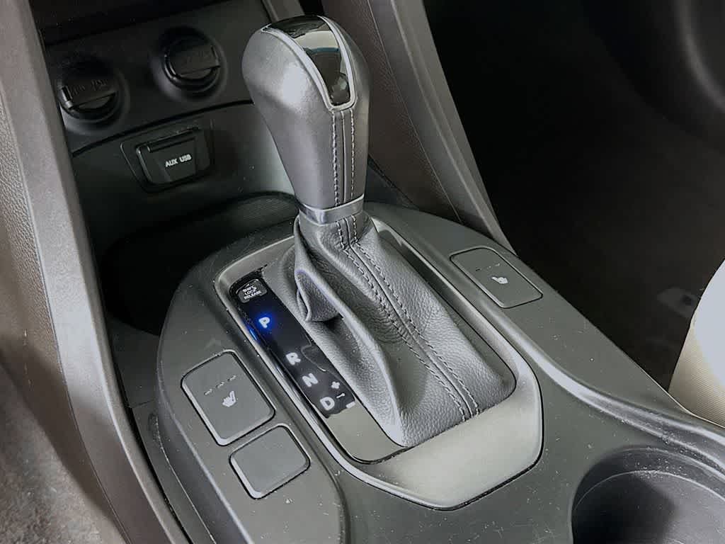 Thumbnail: 2014 Hyundai Santa Fe - 18