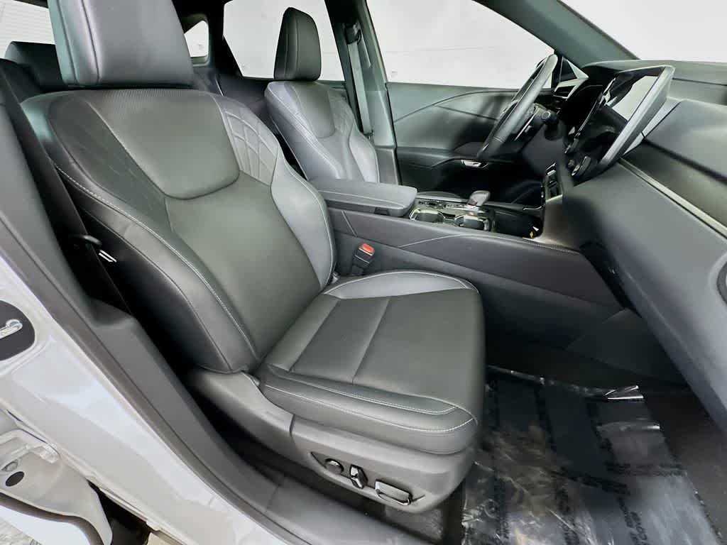 Thumbnail: 2024 Lexus RX - 15